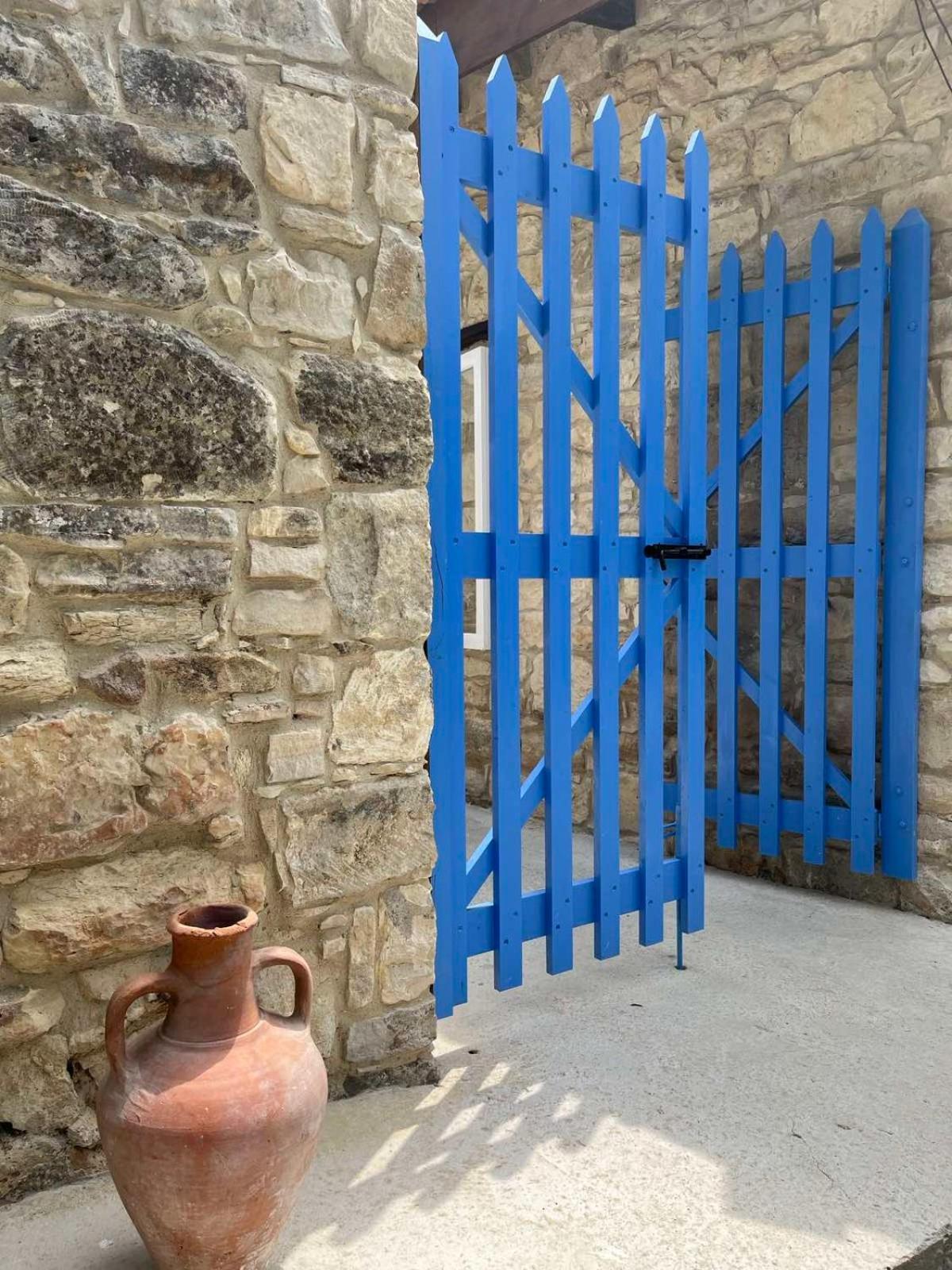 Gasthaus Cecilias Courtyard Malya Exterior foto